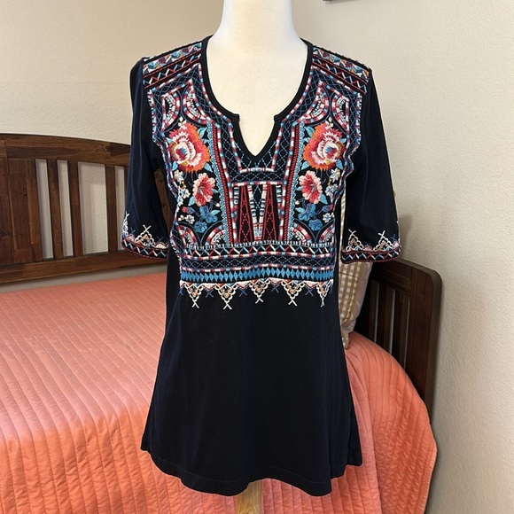 JOHNNY WAS LA MINA EMBROIDERED TOP size XS - Picture 12 of 13